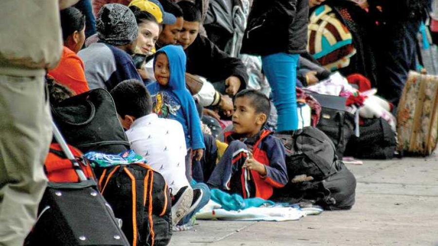 Las dos nuevas y difíciles opciones para los padres inmigrantes