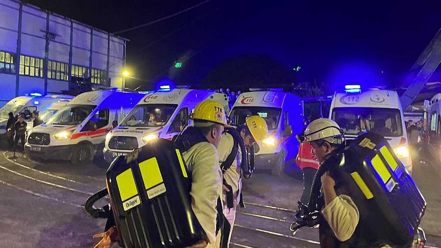 Al menos 41 muertos tras explosión en mina de carbón en Turquía 