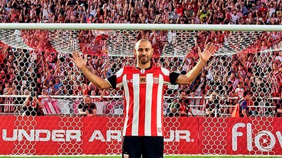 Javier Mascherano anuncia su retiro