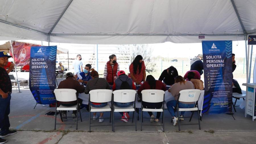 Acerca Gobierno Municipal oportunidades de empleo al poniente de la ciudad