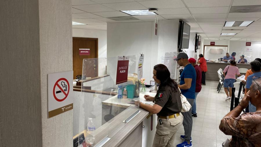 Aumentan recargos en trámites vehiculares 