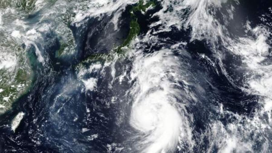 Japón se prepara ante llegada del tifón Bualoi
