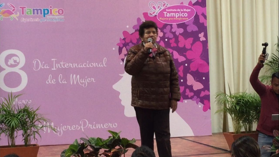 Alcaldesa felicita a las mujeres divinas de Tampico