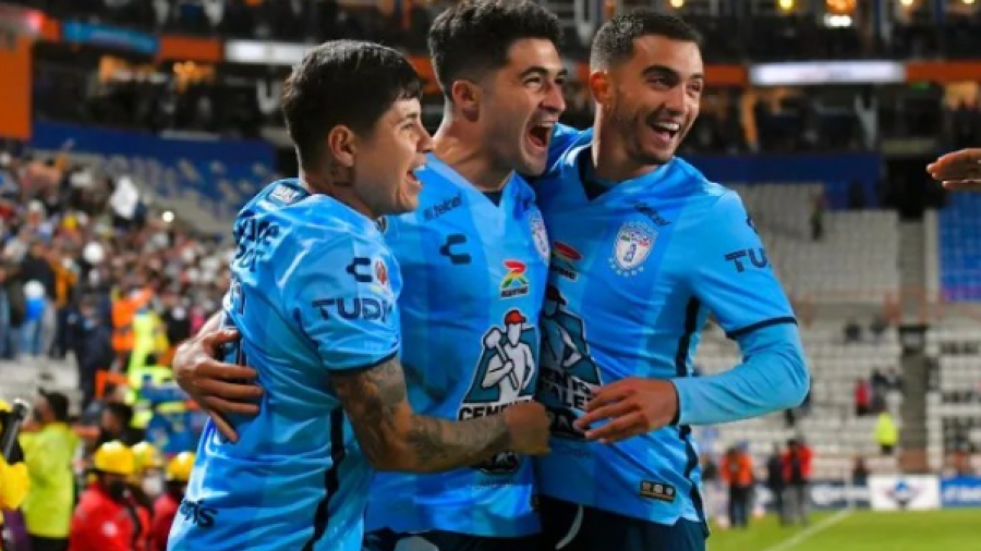 Pachuca golea a Rayados en la ida de las semifinales