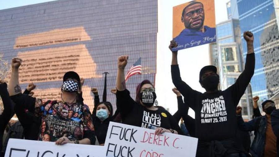 Familia de George Floyd recibirá compensación de 27 mdd por su muerte