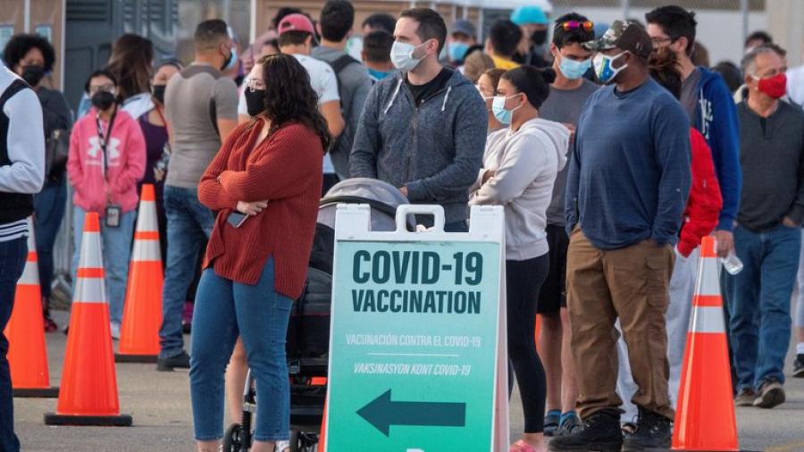 La Casa Blanca anuncia estar “superando” la pandemia de coronavirus
