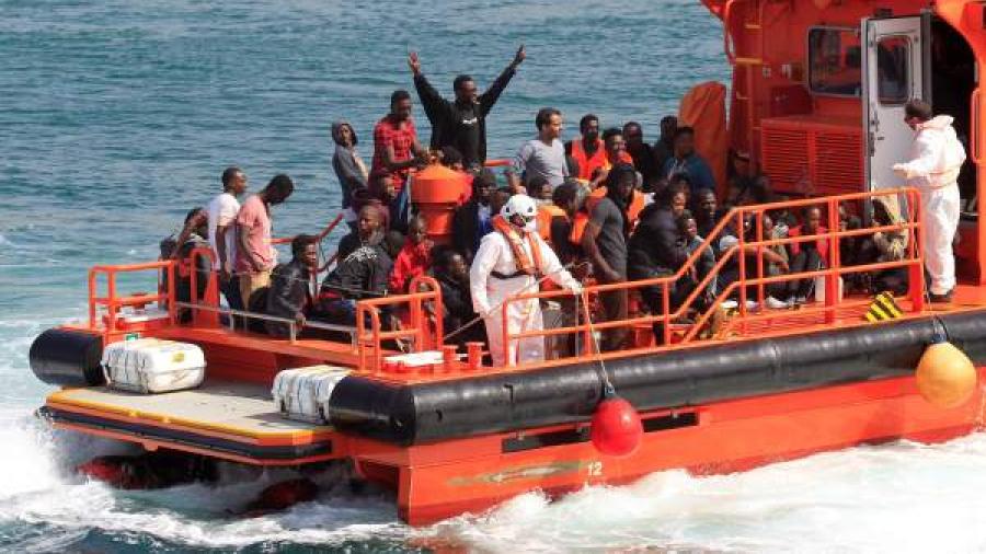 Rescatan a 769 inmigrantes este sábado frente a las costas de Andalucía y Canarias