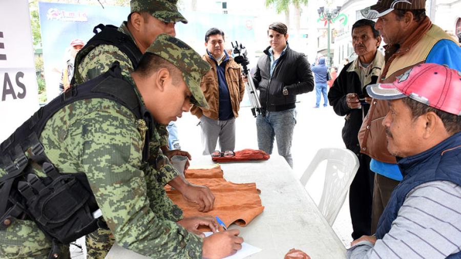 Continúa canje de armas en Tampico
