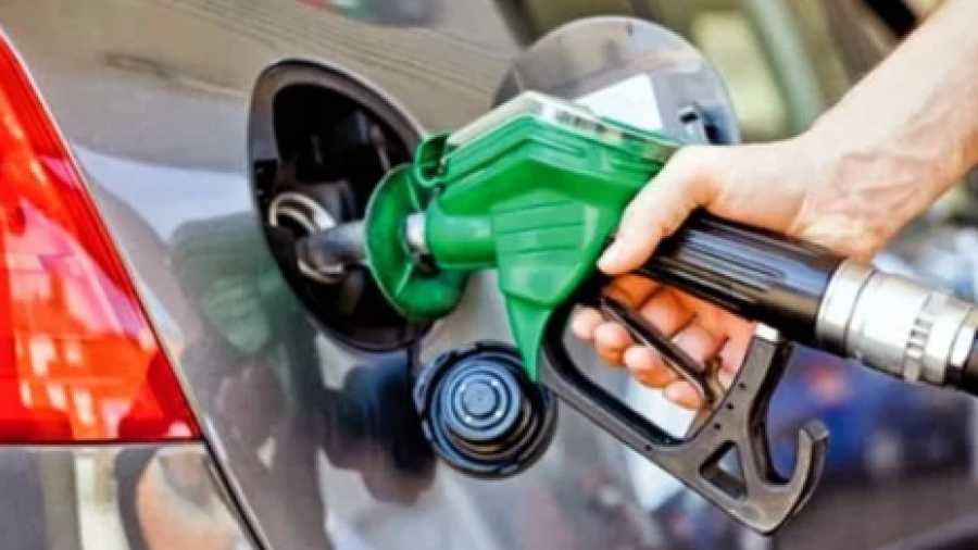 Huachicoleros dejan el litro de gasolina en $12.50