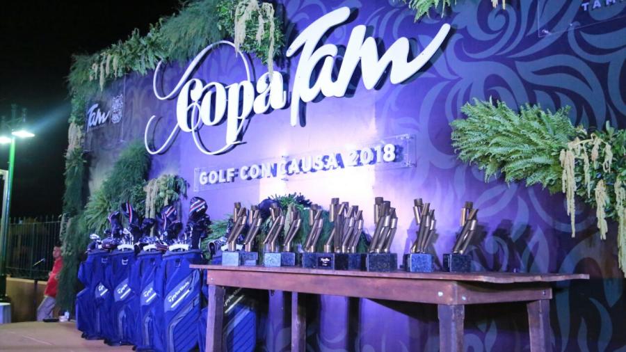 Premian Gobernador y Presidenta del DIF a ganadores de la “Copa Tam, Golf con Causa”