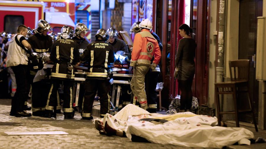 Sobreviviente de ataques terroristas en París es condenado a cadena perpetua 