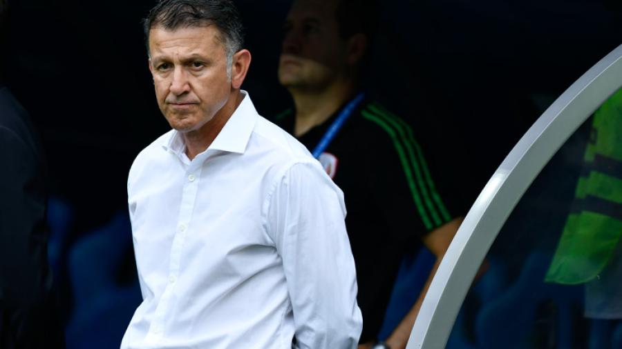 JC Osorio ve perfectamente a Lainez en el Ajax