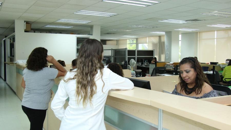 Secretaria del Trabajo mantiene guardias para brindar atencion y asesor&iacute;a a trabajadores o patrones