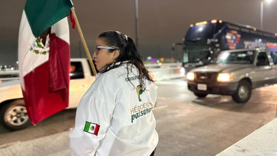 Confianza de paisanos consolida a Nuevo Laredo como principal puerta de entrada al pa&iacute;s; cruzan m&aacute;s de 5 mil veh&iacute;culos con la caravana queretana