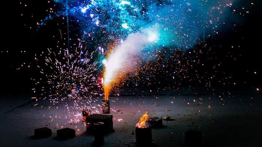 Pirotecnia ilegal explota en Los Ángeles, deja 17 heridos