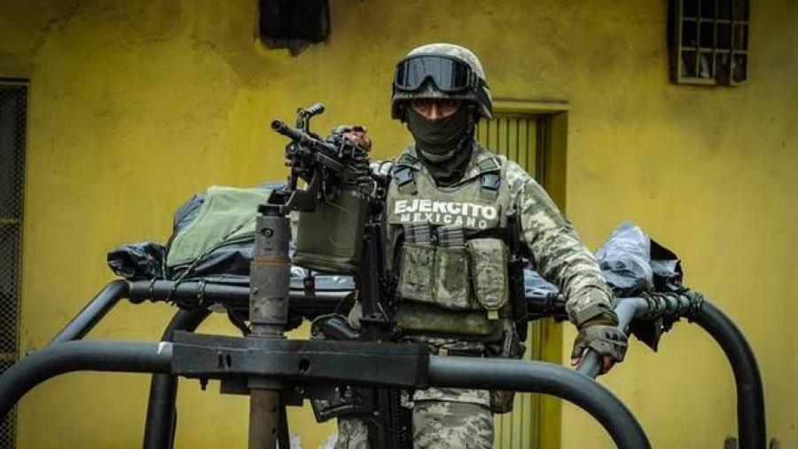 Militares disparan contra migrantes: hay 6 muertos