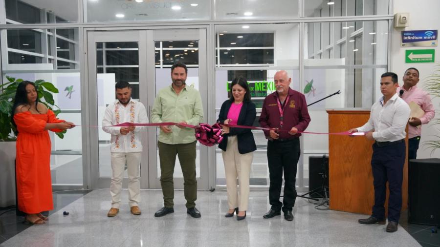 Inauguran exposición fotográfica y presentación del libro ‘Loros de México, historia natural’