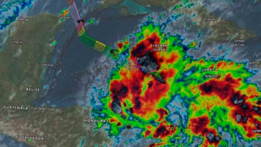 SMN asegura que depresión Tropical 14 tocará tierra mañana en Quintana Roo