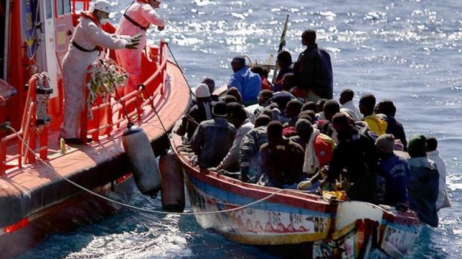 Rescatan a mil 400 migrantes en el Canal de Sicilia 