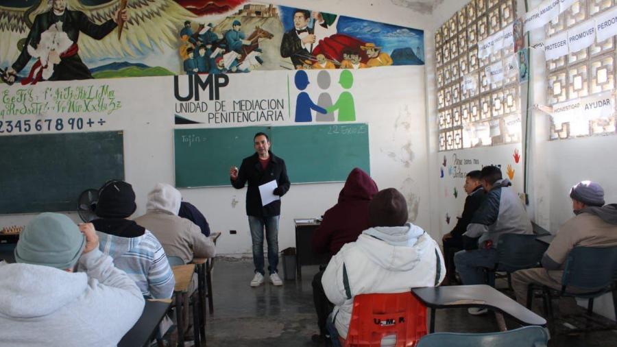 Reciben CEDES de Tamaulipas más de seis mil libros donados mediante campaña ‘Alas para Volar’