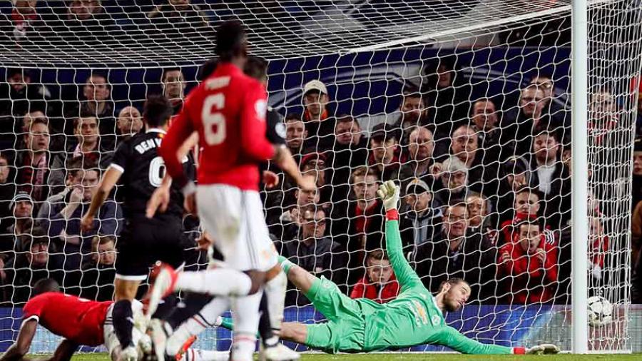 Sevilla elimina al Manchester United en Old Trafford