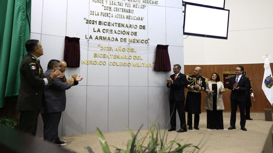 Devela gobernador letras de oro en el Congreso de Tamaulipas por bicentenario del Colegio Militar