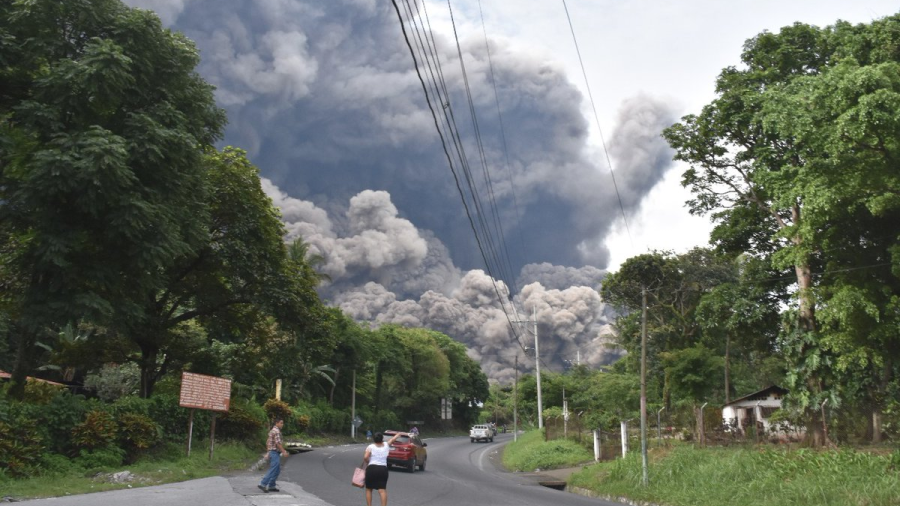 Chiapas descarta afectaciones tras actividad volcánica en Guatemala 