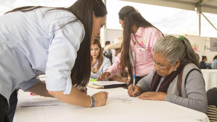 Programa "Un Gobierno Cerca de Ti" llega a familias del altiplano tamaulipeco 
