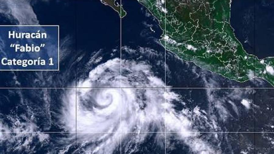 Huracán Fabio se localiza al sur de la Península de Baja California