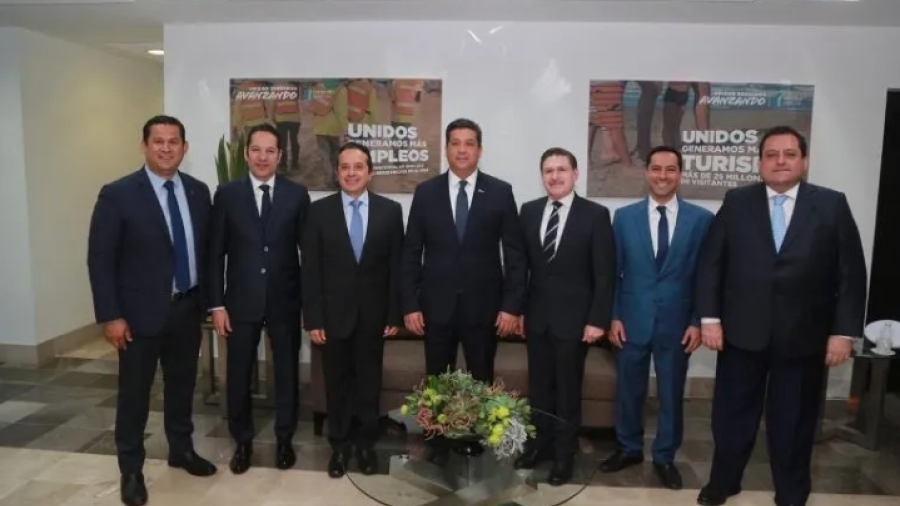 Gobernadores panistas piden reunión con Amlo