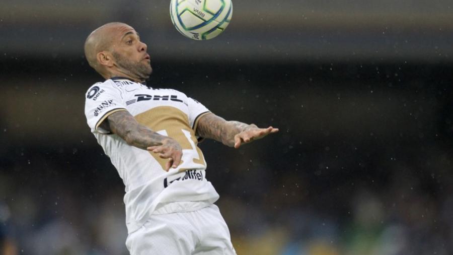 Pumas es goleado en su propia casa 