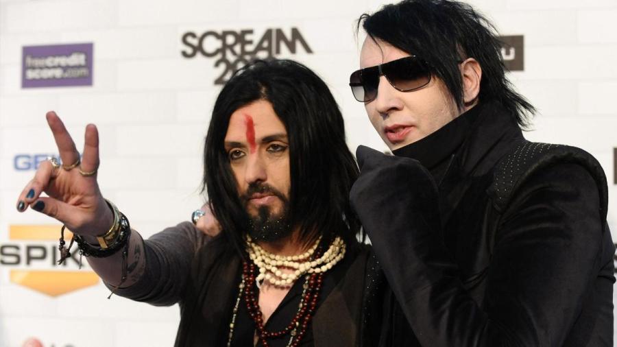 Marilyn Manson destituye a bajista tras ser acusado de violación