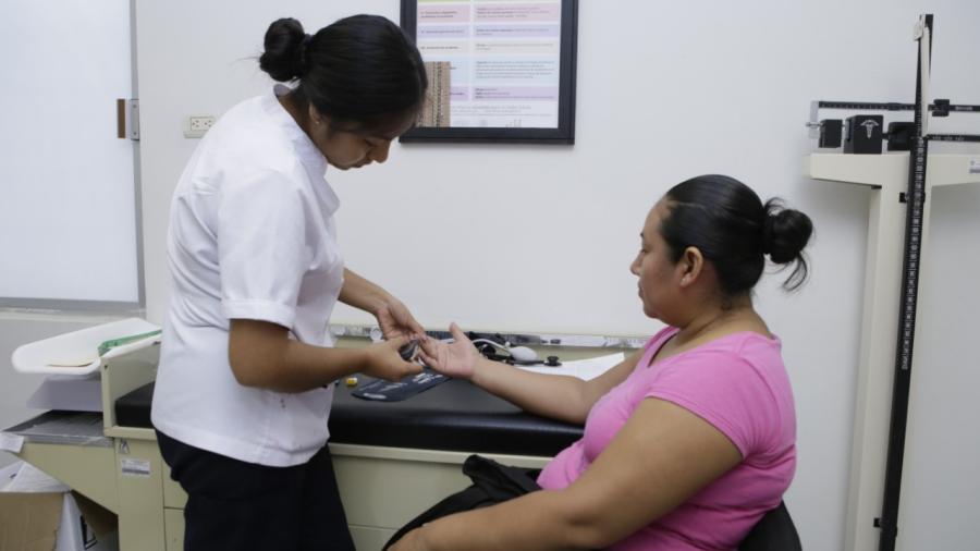Diez enfermeras tamaulipecas en proceso de selección para trabajar en Alemania
