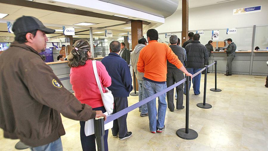 Aceptarán bancos más identificaciones oficiales 