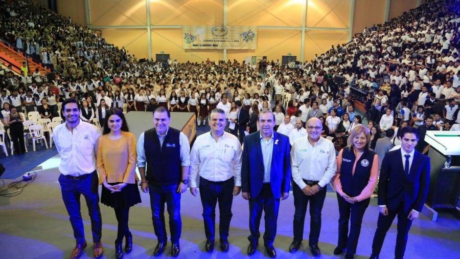 Ponen en marcha encuentro de líderes juveniles