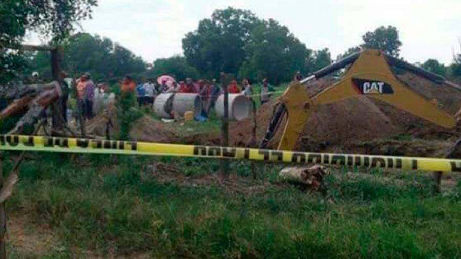 Fallece joven al caerle tierra y piedras encima