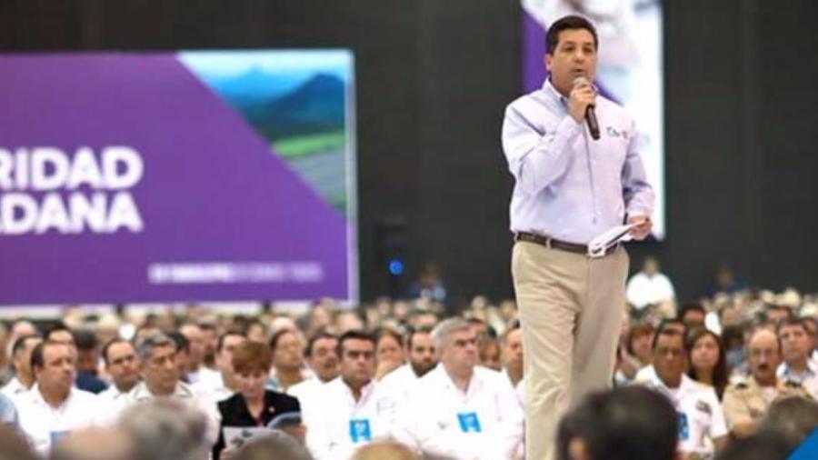 Cabeza de Vaca se ubica como el 5to gobernador mejor evaluado. 40.3% lo aprueba 57.9% lo desaprueba: Mitofski