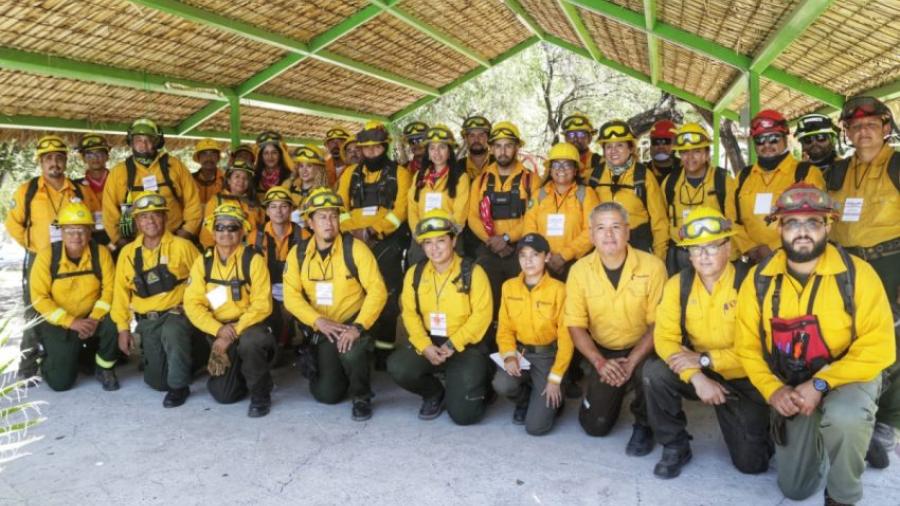 Refuerzan preparación de brigadas forestales