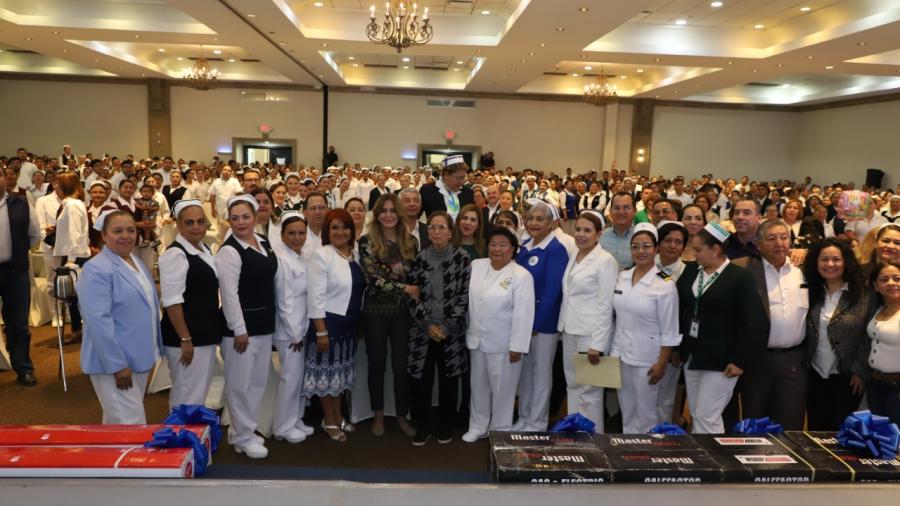 Festeja Gobierno Municipal a Enfermeras y Enfermeros de Reynosa
