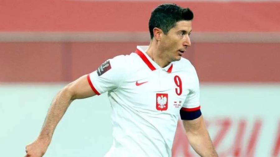 Robert Lewandowski queda fuera 10 días por por lesión 