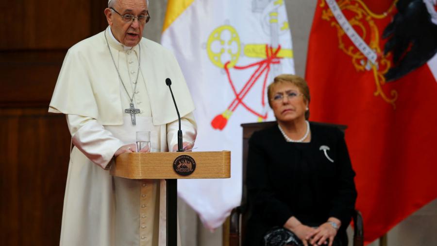 Pide perdón Papa Francisco a víctimas de abusos sexuales en Chile