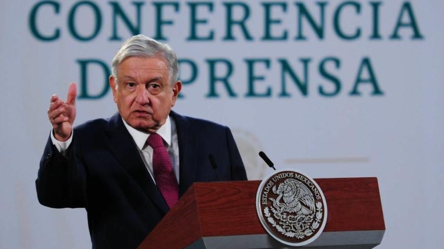 Envía AMLO pésame a los familiares de las víctimas del desplome del metro