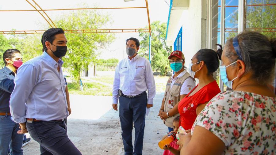 Alcalde de Reynosa y Delegado Federal visitan escuelas rurales