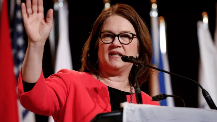 Renuncia ministra del Tesoro candiense por no poder confiar en Trudeau