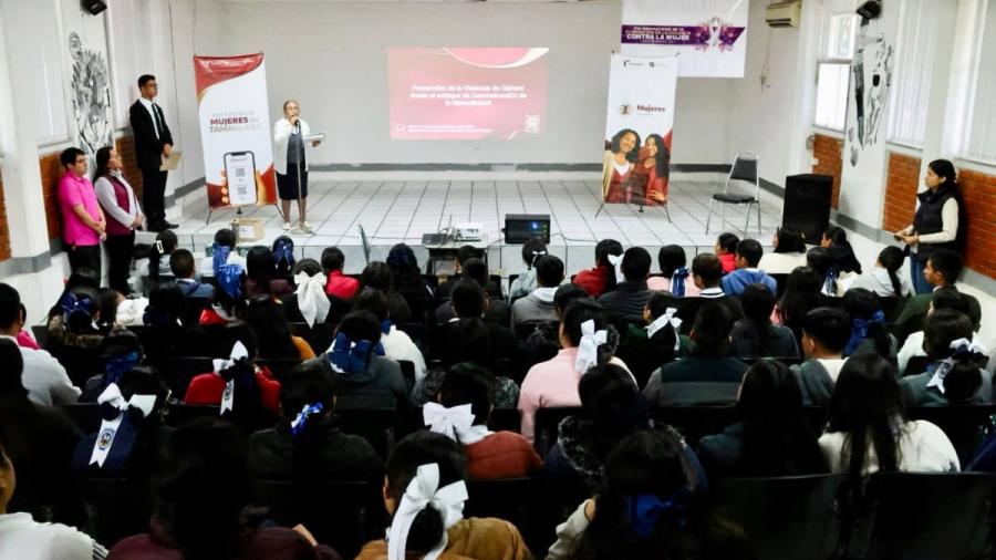 Imparte IMT capacitación “Masculinidades” en Güémez