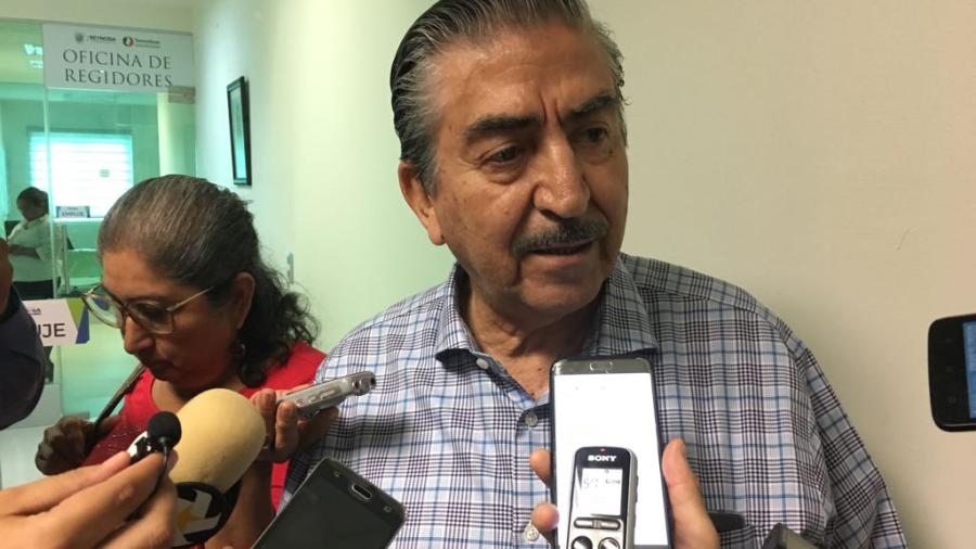 “Me equivoqué y corrijo, no aumentará tarifa de agua”: Néstor González