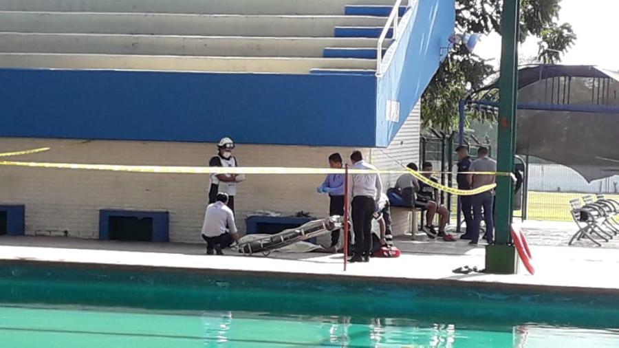 Muere ahogado en alberca de la Unidad Deportiva