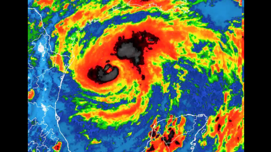 Harvey ya es huracán categoría 3