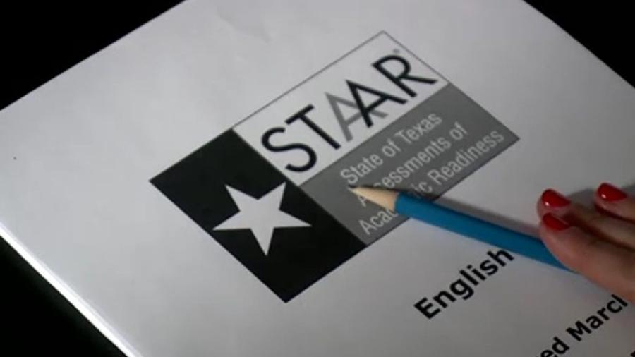 Estudiantes en Texas se retrasan en pruebas STAAR al no poder acceder en línea