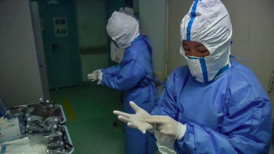 Confirman 1,016 muertos por coronavirus en China